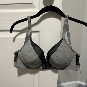 Lively All-Day Deep V No-Wire bra